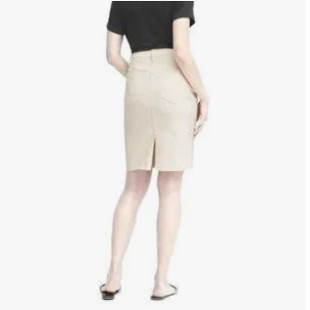 NEW 🎉 Banana Republic White Denim Pencil Skirt - Picture 3 of 8